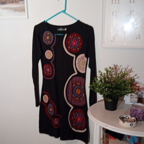 Makó dress M like new, black Crop circle