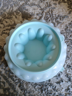 Tupperware jelly mold new