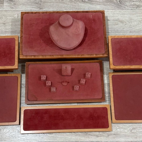 Jewelry display used