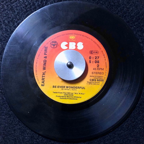Earth, Wind & Fire Fantasy 7" vinyl single used, pop