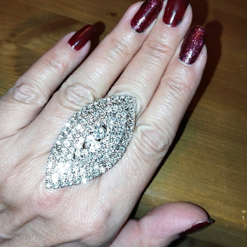 Adjustable ring impressive like new, unused