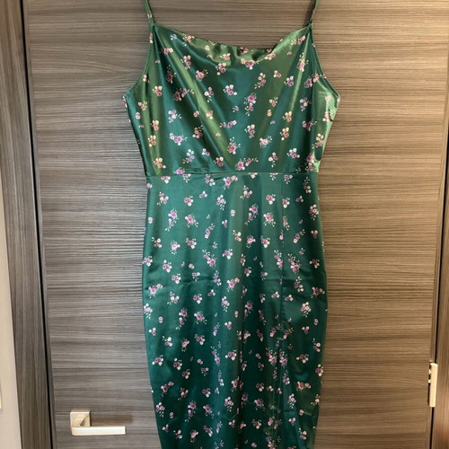 Midi dress H&M like new, green satin look, size M