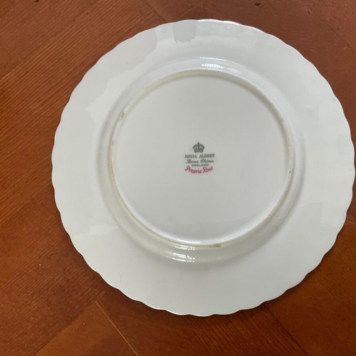Royal Albert prairie rose cake plates like new, pack of 5