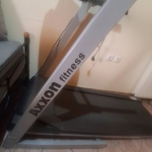 Treadmill 1.5 HP with 2-Level Incline and LCD Screen