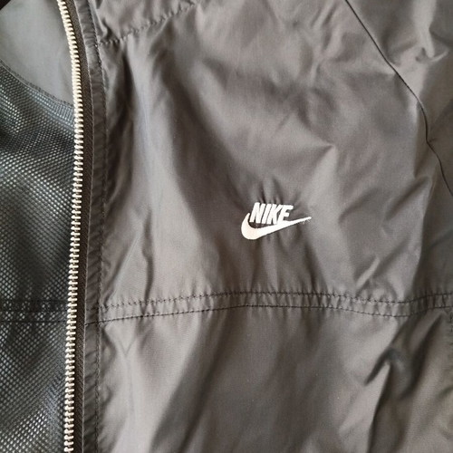 Nike men's jacket size L like new, black with grey details