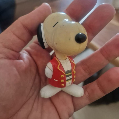 Snoopy McDonald's vintage collectible figure, British Guard