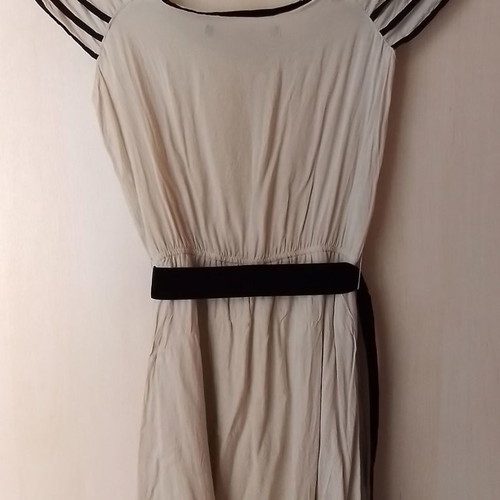 Zara dress short ecru with black velvet belt