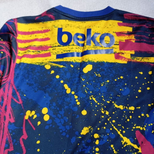 Barcelona Pre-Match 2019-20 collectible jersey like new, Nike Dri-FIT small