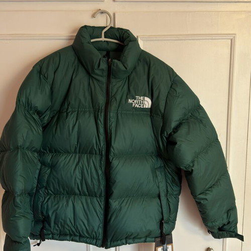 The North Face Nuptse 700 Women's Jacket L Emerald new with tag