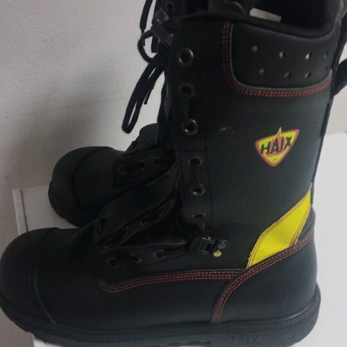 Haix fire boots like new no 43