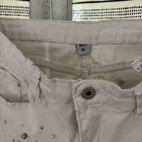 White summer pants with beads XL like new