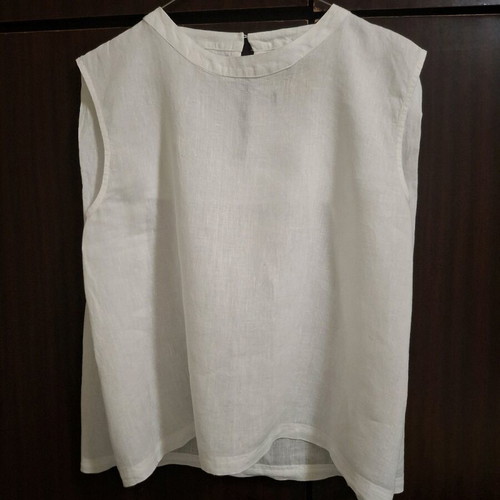 Momoni Sofia T-shirt in Yarn Dyed Linen white like new, size S