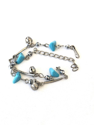 Silver anklet bracelet with turquoise stones like new
