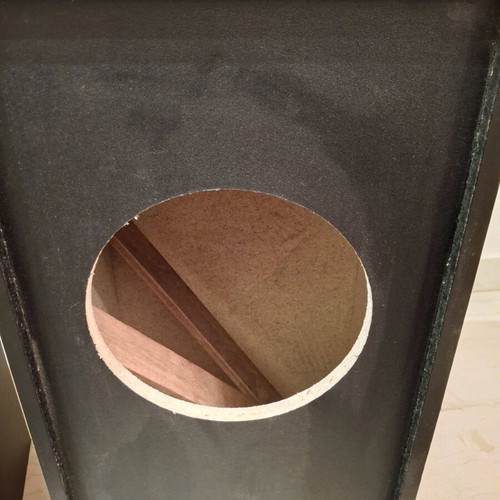 Speaker boxes like new, set of 2, wooden with black fabric