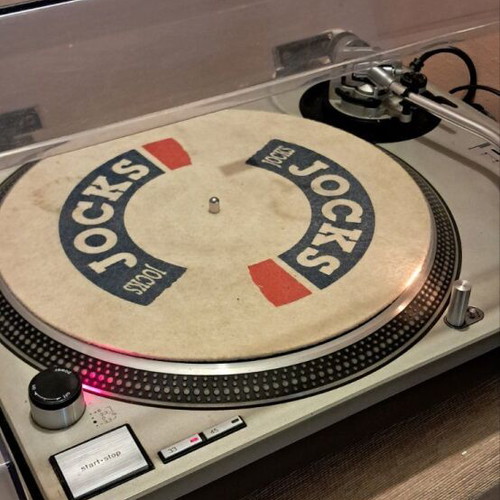 Technics SL-1200 MK2 turntable used, with dust cover and headshell