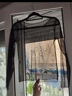 Black mesh top like new, one size, transparent long sleeves