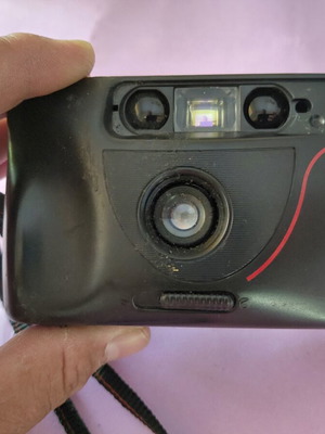 Φωτογραφική μηχανή φιλμ Nikon SmileTaker μεταχειρισμένη με θήκη και λουράκι