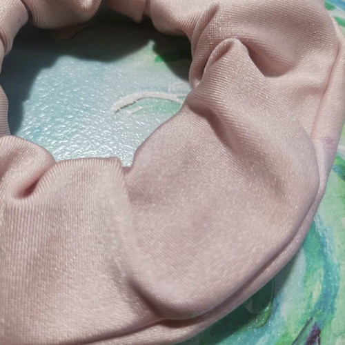 PCP hair scrunchie like new, light pink