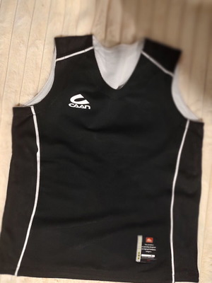 Caan kids football sports set like new, reversible black and white