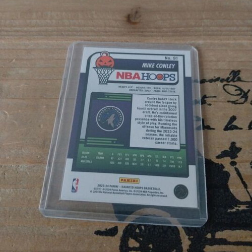 Mike Conley Panini Haunted Hoops card like new