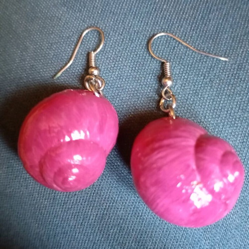 Handmade earrings with hand-painted natural shells, new, multicolor