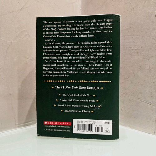 Harry Potter and The Half-blood Prince like new, first edition Scholastic