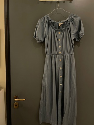 Midi dress blue H&M like new with puff sleeves