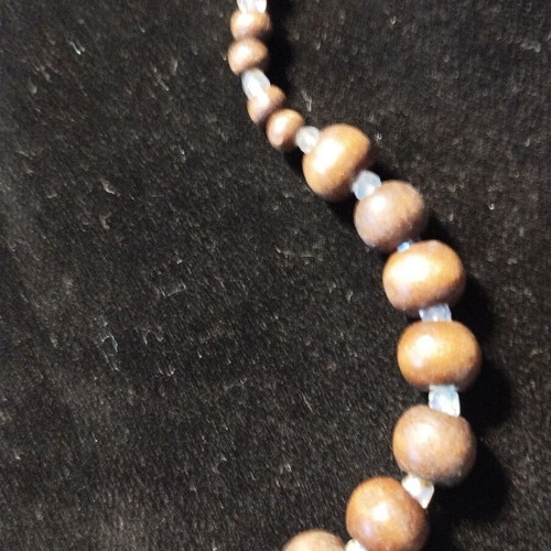 Beige necklace used