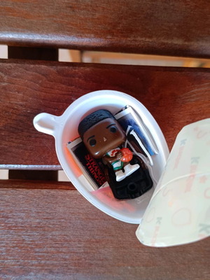 Φιγούρα Lucas Sinclair Stranger Things Funko Pop! Kinder Joy καινούργια