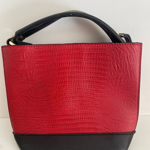 Zara red and black crossbody bag in very good condition