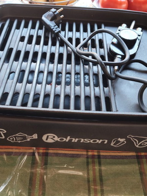Rohnson electric grill used, good condition, functional