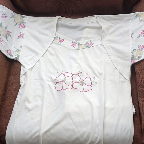 Women's cotton pajama set with shorts like new, yellow floral