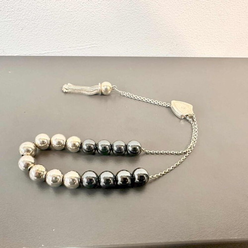 Silver komboloi new with 16 round beads, length 25 cm