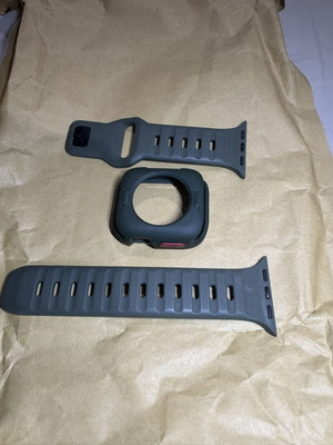 Apple Watch Series 7 41mm strap and case like new