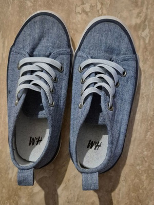 Canvas children's shoes H&M size 24 like new