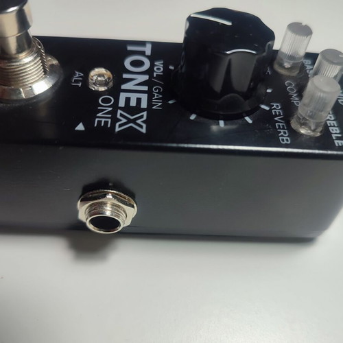 IK Multimedia ToneX One pedal like new
