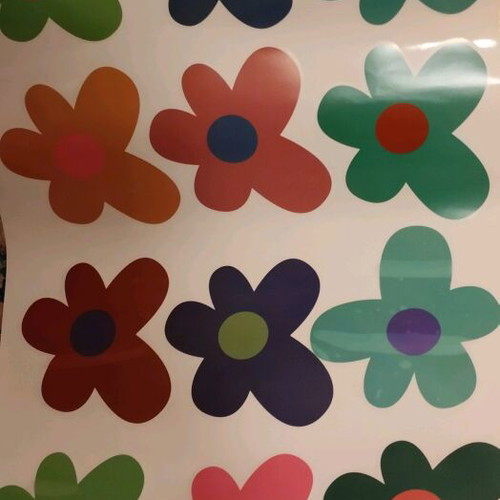 Roll of flower wall stickers, sheet with 15 pieces