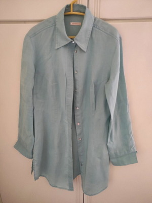 Perform Donna shirt used, size M, turquoise, 100% Ramie