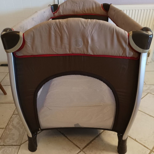 BebeStars Nobby aluminum playpen like new, 2-level with mosquito net