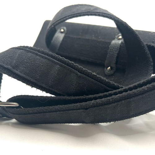 Ames cloth beltbag used, black with minor clasp damage