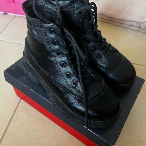 Boots like new, size 37, black
