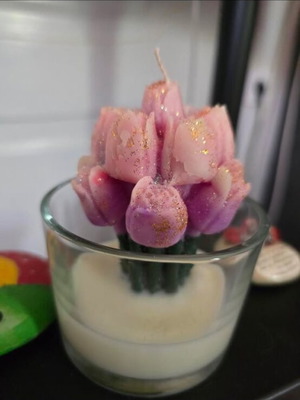 Flower candle, 100% plant-based with floral scent