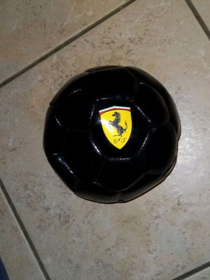 Ferrari μπάλα ποδοσφαίρου σαν καινούργια