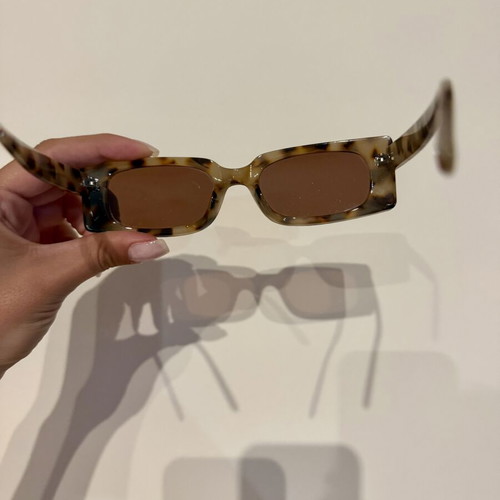 Tortoise Brown Sunglasses like new with rectangular retro frame