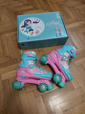 BYOX rollers new with light-up wheels, size 38-41