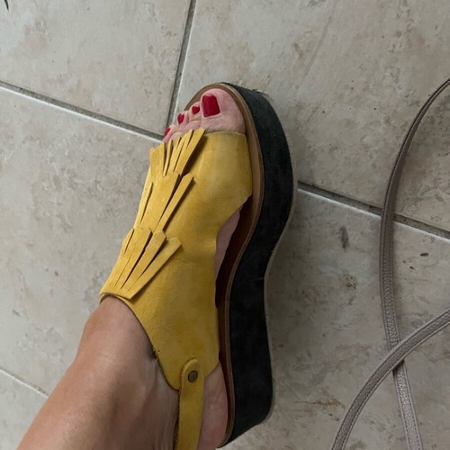Arpyes sandals used, size 40, yellow suede