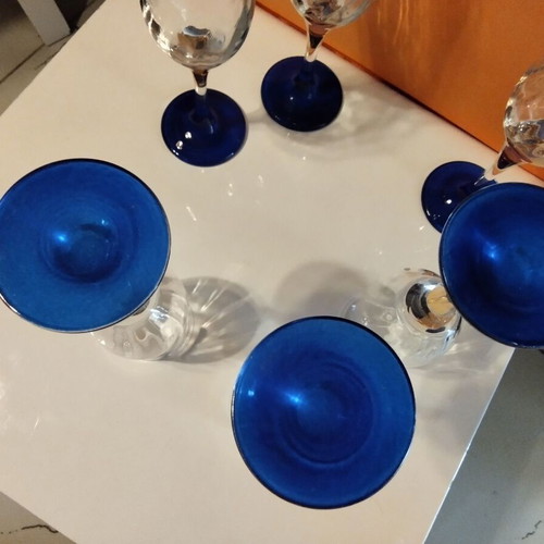 Crystal Mode Vintage Stemmed Glasses Set of 6 with Blue and Gilded Details