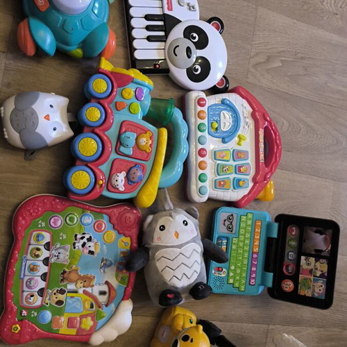 Baby toys in like new condition, all working except the turtle