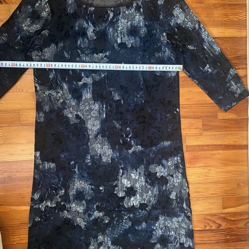 Velvet blue Zara dress used, size M/L, slightly elastic