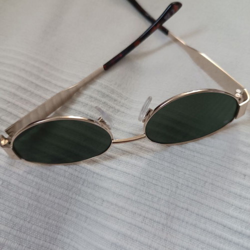 Sunglasses like new, green with gold details